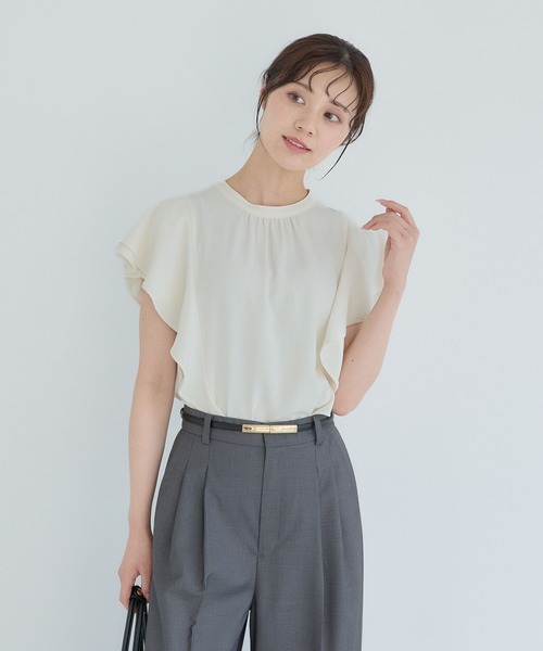 Andemiu（アンデミュウ）の「2WAYラッフルブラウス579750（シャツ/ブラウス・レディース・ブラック/ブラウン/オフホワイト/ブルー・FREE）」の11枚目の写真