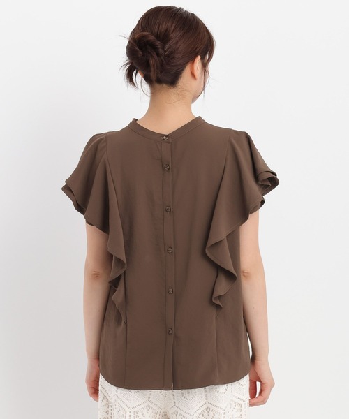Andemiu（アンデミュウ）の「2WAYラッフルブラウス579750（シャツ/ブラウス・レディース・ブラック/ブラウン/オフホワイト/ブルー・FREE）」の20枚目の写真