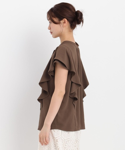 Andemiu（アンデミュウ）の「2WAYラッフルブラウス579750（シャツ/ブラウス・レディース・ブラック/ブラウン/オフホワイト/ブルー・FREE）」の22枚目の写真