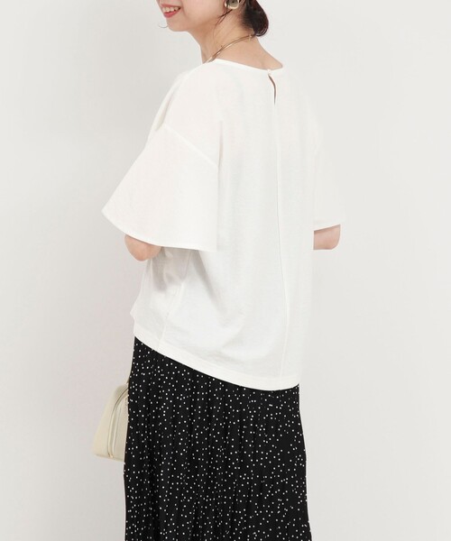 fredy couleur（フレディクルール）の「袖フレア麻調カットT（Tシャツ/カットソー・レディース・オレンジ/ブラック/グレイッシュベージュ/オフホワイト・38）」の8枚目の写真