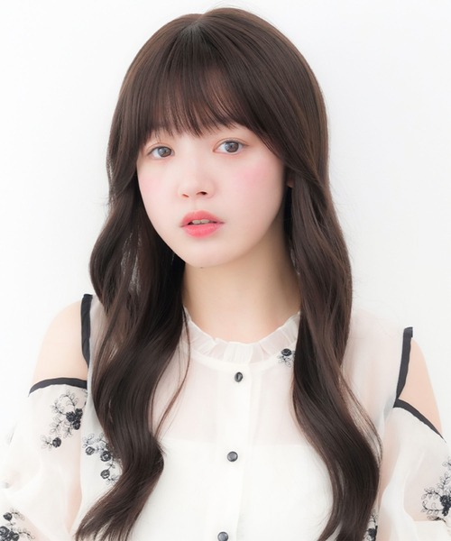 LINEASTORIA（リネアストリア）の「【フルウィッグ・ロング】ビジューロング（ウィッグ・レディース・ゴールド系その他/パープル系その他/ブラウン/ダークブラウン/ブラック・M）」の2枚目の写真