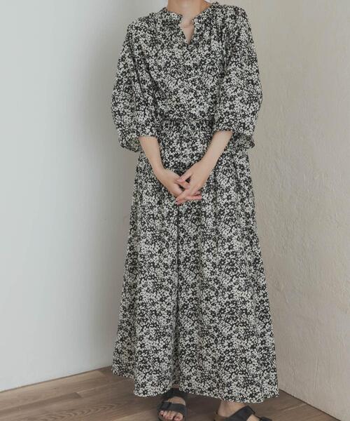 URBAN RESEARCH DOORS（アーバンリサーチドアーズ）の「フラワープリントギャザースカート（スカート・レディース・ブラック系その他/ブルー系その他・MEDIUM）」の10枚目の写真