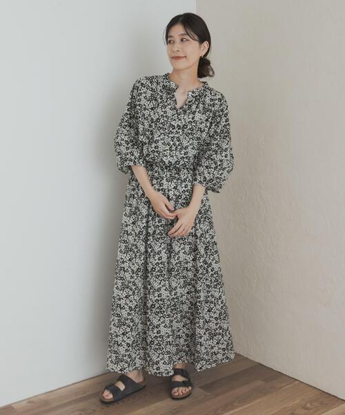 URBAN RESEARCH DOORS（アーバンリサーチドアーズ）の「フラワープリントギャザースカート（スカート・レディース・ブラック系その他/ブルー系その他・MEDIUM）」の13枚目の写真