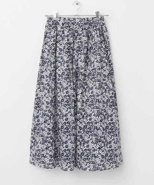 URBAN RESEARCH DOORS（アーバンリサーチドアーズ）の「フラワープリントギャザースカート（スカート・レディース・ブラック系その他/ブルー系その他・MEDIUM）」の5枚目の写真