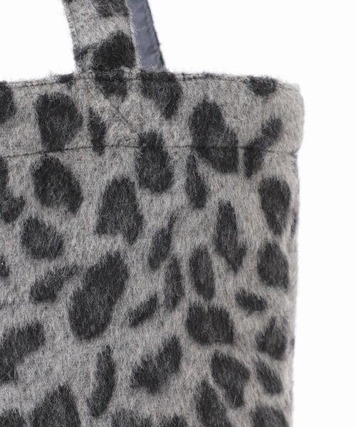 Spick & Span（スピックアンドスパン）の「《一部店舗限定》Uhr/ウーア 別注Animal TOTE（トートバッグ・レディース・ブラウン/ブラック系その他・FREE）」の13枚目の写真