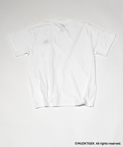 minius(ミニウス)の「【MUZIK TIGER/ムジークタイガー】 トフィー刺繍ポケットTee/韓国デザイン・半袖ポケットT-シャツ(Tシャツ/カットソー・メンズ・アッシュグレー/ブラック/ホワイト・MEDIUM/LARGE/X-LARGE)」の6枚目の写真