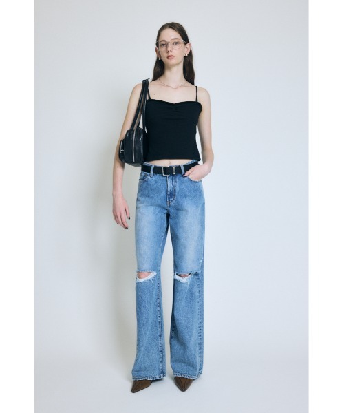 MOUSSY(マウジー)の「KNEE SLIT WIDE STRAIGHT(デニムパンツ・レディース・ブルー/ダークブルー・0/1/2)」の20枚目の写真