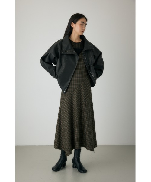 crie conforto（クリーコンフォルト）の「ラウンドトゥストレッチブーツ　靴（ブーツ・レディース・ブラウン/ブラック・SMALL/MEDIUM/LARGE/LL）」の6枚目の写真