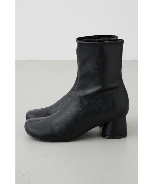 crie conforto（クリーコンフォルト）の「ラウンドトゥストレッチブーツ　靴（ブーツ・レディース・ブラウン/ブラック・SMALL/MEDIUM/LARGE/LL）」の7枚目の写真