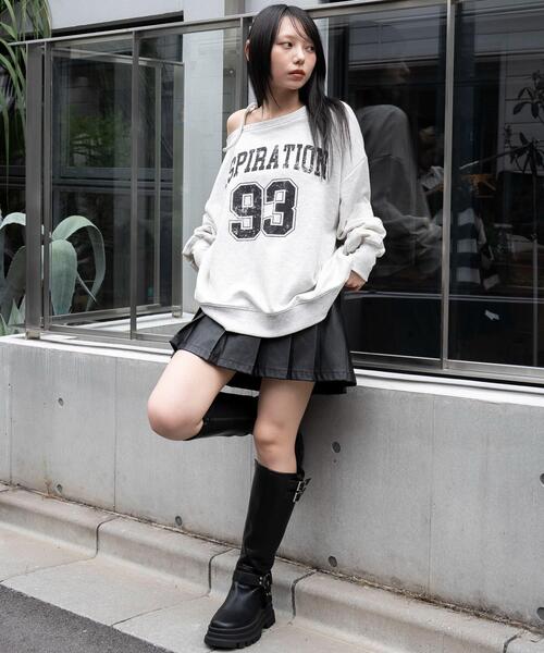 WEGO（ウィゴー）の「WEGO/【25年秋冬新作】2WAYグラフィックワンショルBIGスウェット（スウェット・レディース・その他1/その他2/その他3/その他4/その他5/その他6/その他7/その他8・FREE）」の10枚目の写真