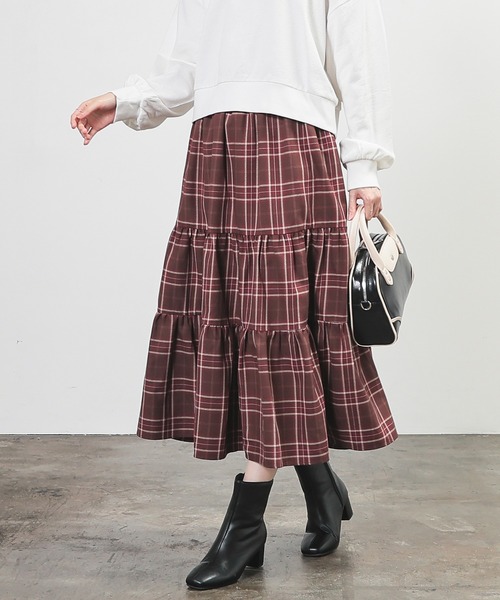 Honeys(ハニーズ)の「ロングティアードスカート(スカート・レディース・ネイビー系/グレー系その他/ブラウン系その他・3L/L/LL/M/S)」の13枚目の写真