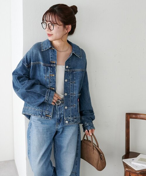 DISCOAT(ディスコート)の「LEVIS BALLOON SLEEVE TRCKER JK(デニムジャケット・レディース・サックスブルー・SMALL)」の4枚目の写真