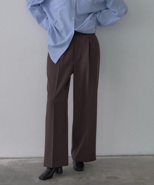 GALLEST(ギャレスト)の「Comfy SET UP|イージーストレートワイドパンツ【セットアップ対応/通勤/カセット服】(その他パンツ・レディース・ブラック/ブラウン系その他/ベージュ・34/36/38/40)」の2枚目の写真