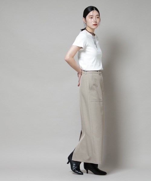 NANO universe（ナノユニバース）の「ポケットディティールナロースカート(セットアップ可)（スカート・レディース・チャコール/ベージュ/キャメル・FREE）」の16枚目の写真