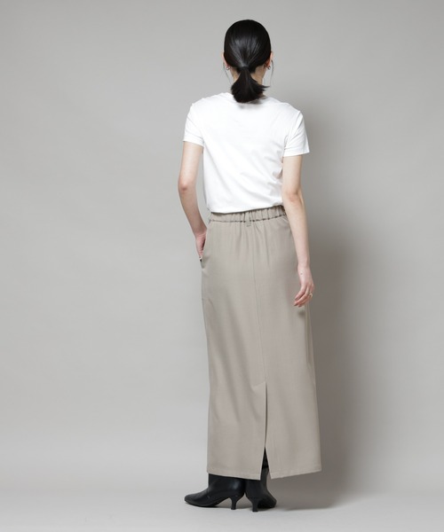 NANO universe（ナノユニバース）の「ポケットディティールナロースカート(セットアップ可)（スカート・レディース・チャコール/ベージュ/キャメル・FREE）」の17枚目の写真