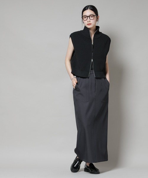 NANO universe（ナノユニバース）の「ポケットディティールナロースカート(セットアップ可)（スカート・レディース・チャコール/ベージュ/キャメル・FREE）」の10枚目の写真