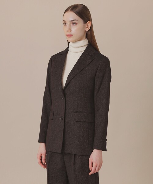 MACKINTOSH LONDON(マッキントッシュ ロンドン)の「【WEB・一部店舗限定】ウールヘアラインストライプジャケット(テーラードジャケット・レディース・ダークブラウン・38)」の4枚目の写真