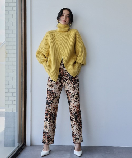 ELFRANK（エルフランク）の「ゴブランフラワー テーパードパンツ ゴブラン織 花柄（その他パンツ・レディース・グレー/ベージュ・L/M/S）」の5枚目の写真