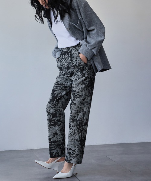 ELFRANK（エルフランク）の「ゴブランフラワー テーパードパンツ ゴブラン織 花柄（その他パンツ・レディース・グレー/ベージュ・L/M/S）」の14枚目の写真