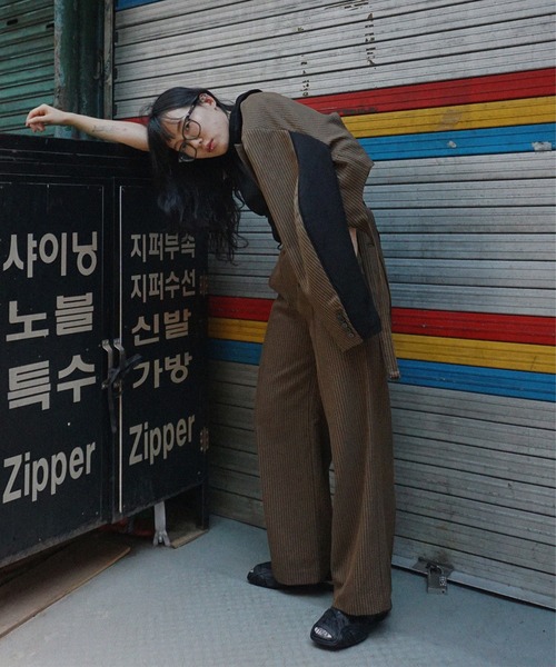 BONBOM（ボンボム）の「BONBOM×Ameri HOUNDSTOOTH STRAIGHT PANTS（その他パンツ・レディース・グレー/ブラウン・X-SMALL/SMALL/MEDIUM）」の3枚目の写真