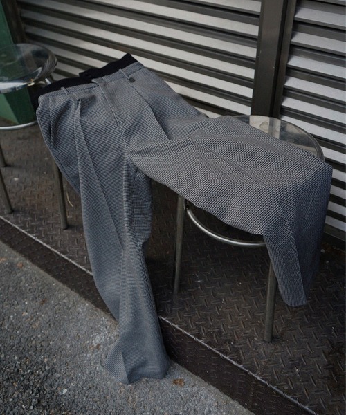 BONBOM（ボンボム）の「BONBOM×Ameri HOUNDSTOOTH STRAIGHT PANTS（その他パンツ・レディース・グレー/ブラウン・X-SMALL/SMALL/MEDIUM）」の5枚目の写真