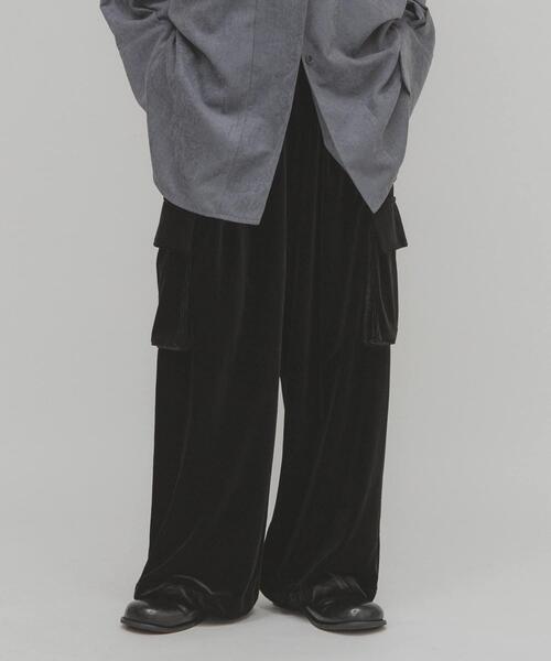 KBF（ケイビーエフ）の「ベロアカーゴパンツ（その他パンツ・レディース・ブラック/ブラウン/ライトベージュ/ブラウン系その他・ONE）」の2枚目の写真