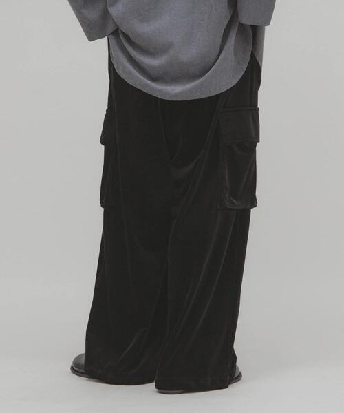 KBF（ケイビーエフ）の「ベロアカーゴパンツ（その他パンツ・レディース・ブラック/ブラウン/ライトベージュ/ブラウン系その他・ONE）」の16枚目の写真