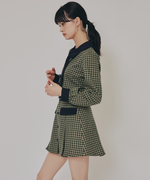 REDYAZEL(レディアゼル)の「バイカラークラシックチェックブラウス×ミニスカートセットアップ(セットアップ・レディース・グリーン系その他/ベージュ系その他/ブラウン系その他・SMALL/MEDIUM)」の6枚目の写真
