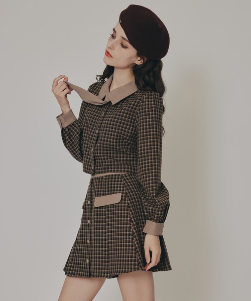 REDYAZEL(レディアゼル)の「バイカラークラシックチェックブラウス×ミニスカートセットアップ(セットアップ・レディース・グリーン系その他/ベージュ系その他/ブラウン系その他・SMALL/MEDIUM)」の18枚目の写真