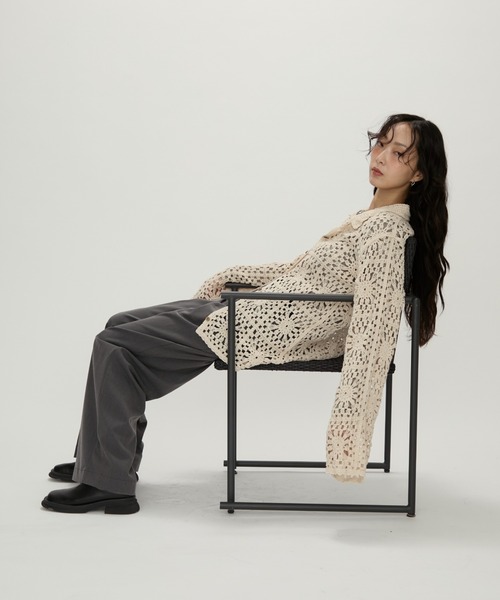 NUJOH(ヌゾ)の「Crochet Lace Blouse / クロシェレースブラウス(シャツ/ブラウス・レディース・ブラック/アイボリー・FREE)」の8枚目の写真
