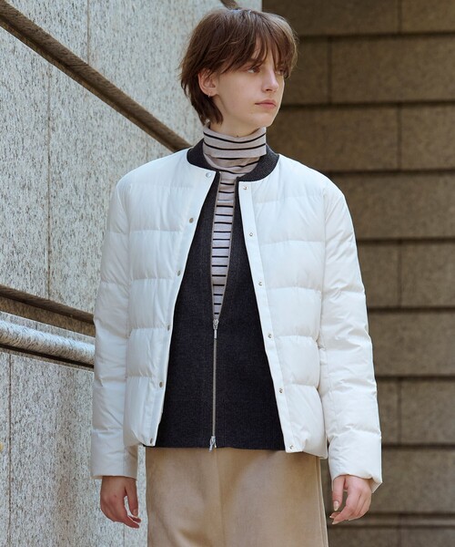 J.PRESS(ジェイプレス)の「【洗える】ライトダウン ノーカラー ジャケット(ダウンジャケット/コート・レディース・ブラウン系/グレー系/アイボリー系/ブラック系・T15/T13)」の4枚目の写真
