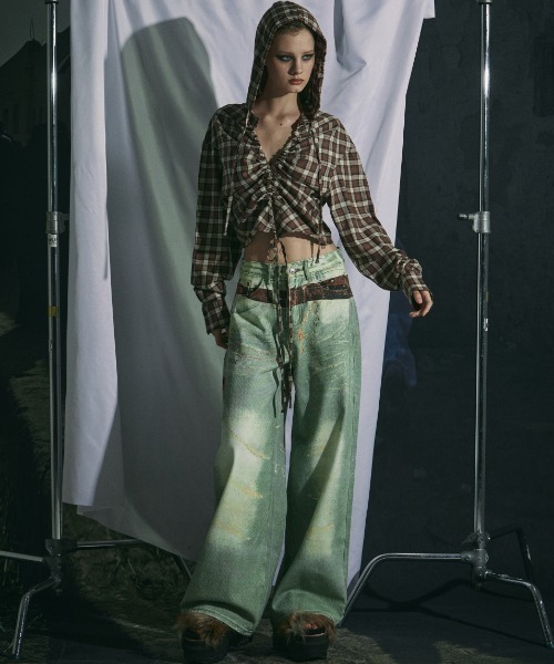GATELESS（ゲートレス）の「【GATELESS】VINTAGE PRINT BUGGY DENIM PANTS / 【ゲートレス】ビンテージプリントバギーデニムパンツ（デニムパンツ・レディース・ライトブルー・L/S/M）」の9枚目の写真