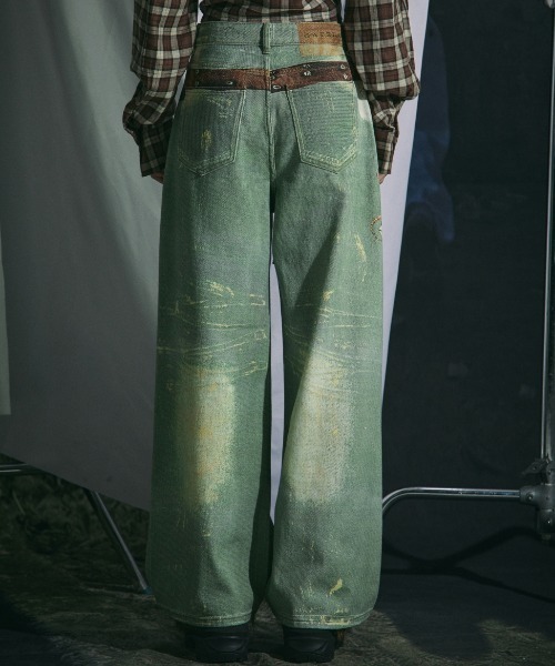 GATELESS（ゲートレス）の「【GATELESS】VINTAGE PRINT BUGGY DENIM PANTS / 【ゲートレス】ビンテージプリントバギーデニムパンツ（デニムパンツ・レディース・ライトブルー・L/S/M）」の4枚目の写真