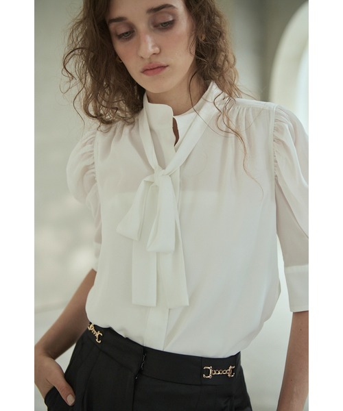 Estella.K(エステラケー)の「Louise Polka Dot Blouse ボリューム袖ブラウス(シャツ/ブラウス・レディース・ブラック系その他/オフホワイト/ホワイト系その他・FREE)」の4枚目の写真