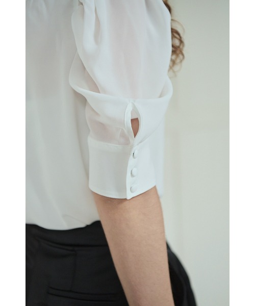 Estella.K(エステラケー)の「Louise Polka Dot Blouse ボリューム袖ブラウス(シャツ/ブラウス・レディース・ブラック系その他/オフホワイト/ホワイト系その他・FREE)」の9枚目の写真