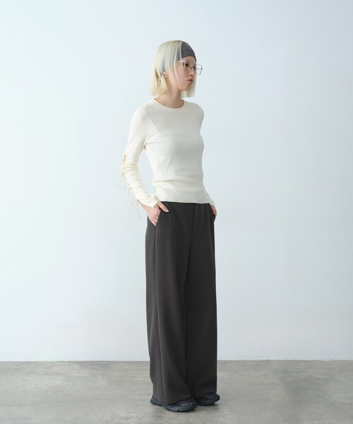 CODE A（コードエー）の「ribbon slit pullover（ニット/セーター・レディース・アイボリー/ライトイエロー系/ダークグレー・00）」の6枚目の写真