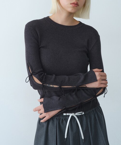 CODE A（コードエー）の「ribbon slit pullover（ニット/セーター・レディース・アイボリー/ライトイエロー系/ダークグレー・00）」の7枚目の写真