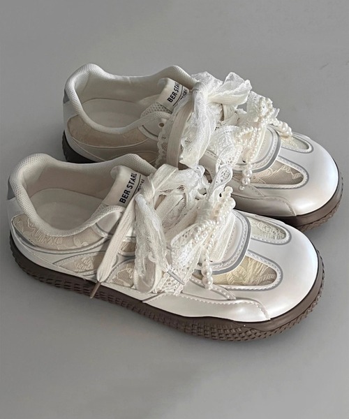 c.u.l（シーユーエル）の「パール レース紐  スニーカー culs151（スニーカー・レディース・シルバー/ホワイト・38/37/36/39）」の5枚目の写真