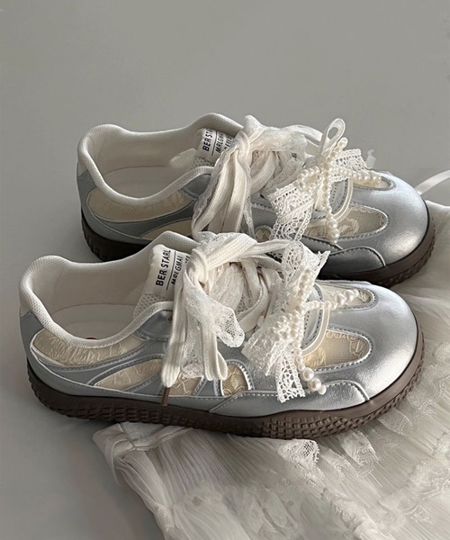 c.u.l（シーユーエル）の「パール レース紐  スニーカー culs151（スニーカー・レディース・シルバー/ホワイト・38/37/36/39）」の10枚目の写真