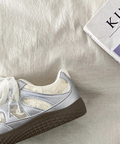 c.u.l（シーユーエル）の「パール レース紐  スニーカー culs151（スニーカー・レディース・シルバー/ホワイト・38/37/36/39）」の16枚目の写真
