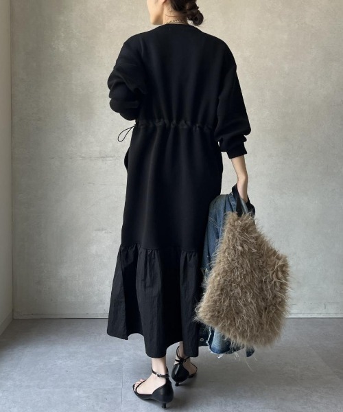 a lot of love（ア ロット オブ ラブ）の「異素材切り替え ビッグポケットワンピース（ワンピース・レディース・ブラック/ネイビー・FREE）」の4枚目の写真