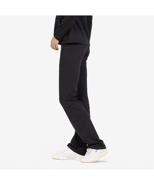 Reebok(リーボック)の「ハイライズ フレアパンツ / CORE HIGH RISE BOOTCUT PANT(その他パンツ・レディース・ブラック・X-SMALL/SMALL/MEDIUM)」の2枚目の写真