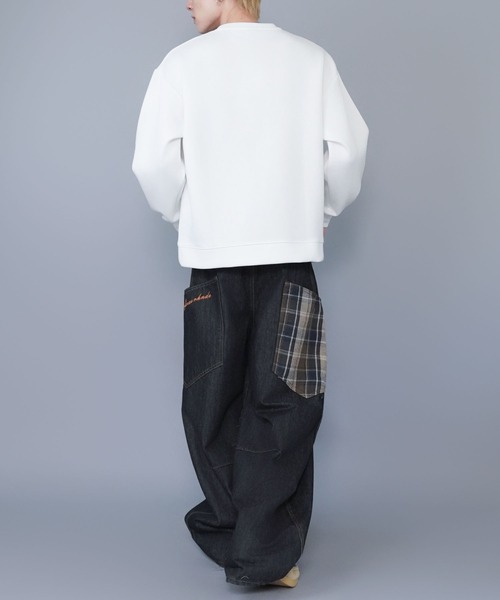 SPINNS（スピンズ）の「ひげおじさんスウェット/パリ/立体刺繍デザイン/さらもち素材（スウェット・メンズ・ブラック/ホワイト・ONESIZE）」の4枚目の写真