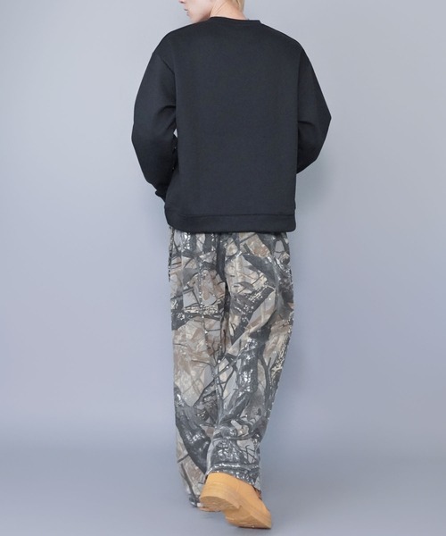 SPINNS（スピンズ）の「ひげおじさんスウェット/パリ/立体刺繍デザイン/さらもち素材（スウェット・メンズ・ブラック/ホワイト・ONESIZE）」の6枚目の写真