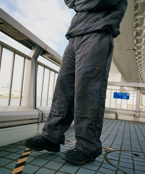RVCA（ルーカ）の「RVCA メンズ GRANT PUFFER REVERSIBLE PT ロングパンツ 【2025年秋冬モデル】/ルーカリバーシブルボトムス(SET UP・セットアップ対応可・空港コーデ)（その他パンツ・メンズ・ブラック/ブラウン系カモフラージュ/ブラック系その他・X-LARGE/LARGE/MEDIUM/SMALL）」の6枚目の写真