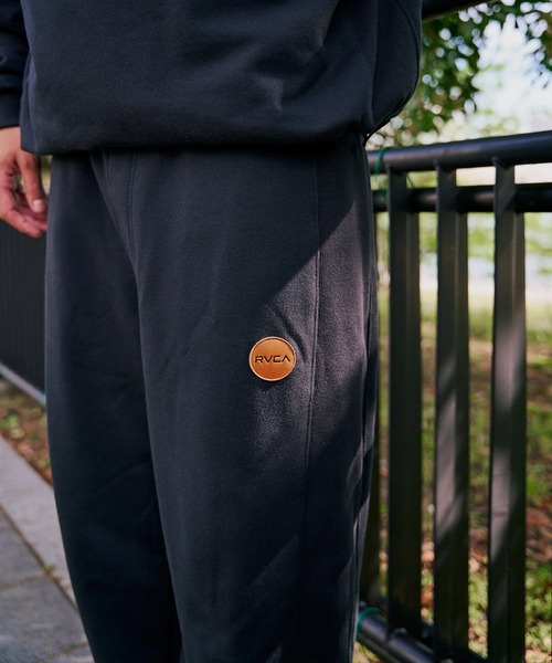 RVCA（ルーカ）の「RVCA メンズ GRANT PUFFER REVERSIBLE PT ロングパンツ 【2025年秋冬モデル】/ルーカリバーシブルボトムス(SET UP・セットアップ対応可・空港コーデ)（その他パンツ・メンズ・ブラック/ブラウン系カモフラージュ/ブラック系その他・X-LARGE/LARGE/MEDIUM/SMALL）」の7枚目の写真