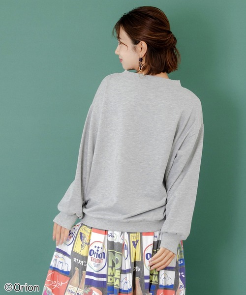 ScoLar（スカラー）の「153708：orion×ScoLar　星降る森のオリオンビールタイム柄PO（Tシャツ/カットソー・レディース・チャコールグレー/杢グレー・M/L）」の5枚目の写真