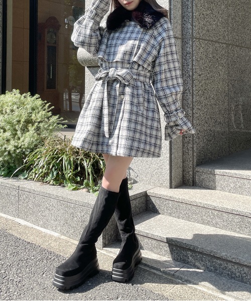 abc une face(アーベーセーアンフェイス)の「ティペット付きハーフコート(その他アウター・レディース・ホワイト/ブラック/ホワイト系その他/ブラック系その他・FREE)」の22枚目の写真