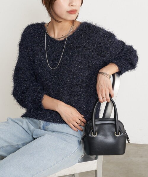 Jena espace merveilleux（ジェナ　エスパスメルヴェイユ）の「【キラッとふんわり】フィルムヤーンニット（ニット/セーター・レディース・ライトグレー/ネイビー/アイボリー・FREE）」の3枚目の写真