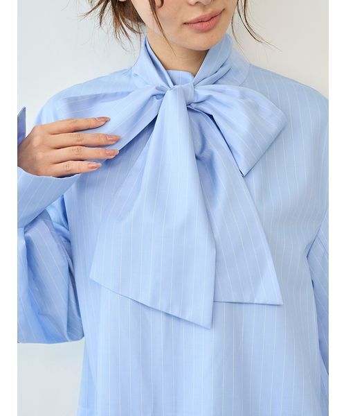 SNIDEL（スナイデル）の「Sustainableバリエボリュームチュニックブラウス（シャツ/ブラウス・レディース・オフホワイト/マルチ/ストライプ・F）」の12枚目の写真